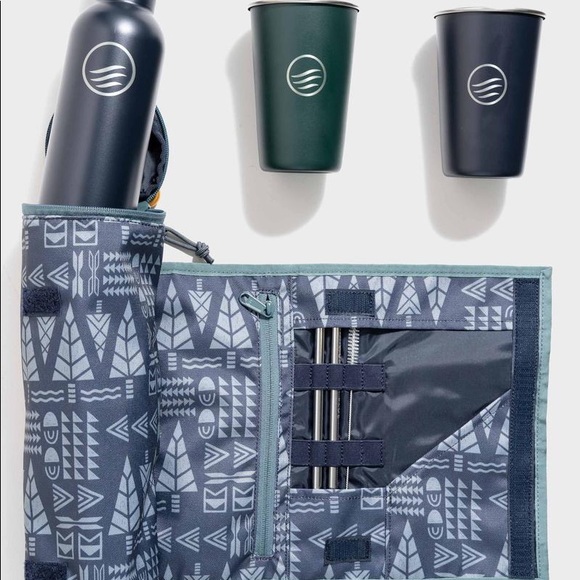 UNITED BY BLUE, The Drink Kit, Thermos and Straws,  NEW, Teal Camping - Picture 3 of 3